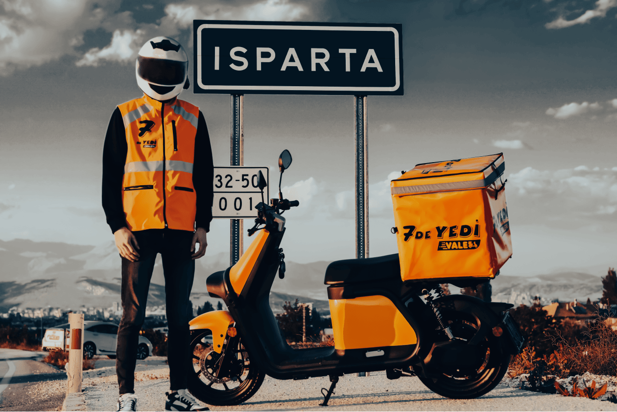 7 de Yedi Vale kurye Isparta'da teslimat için hazır